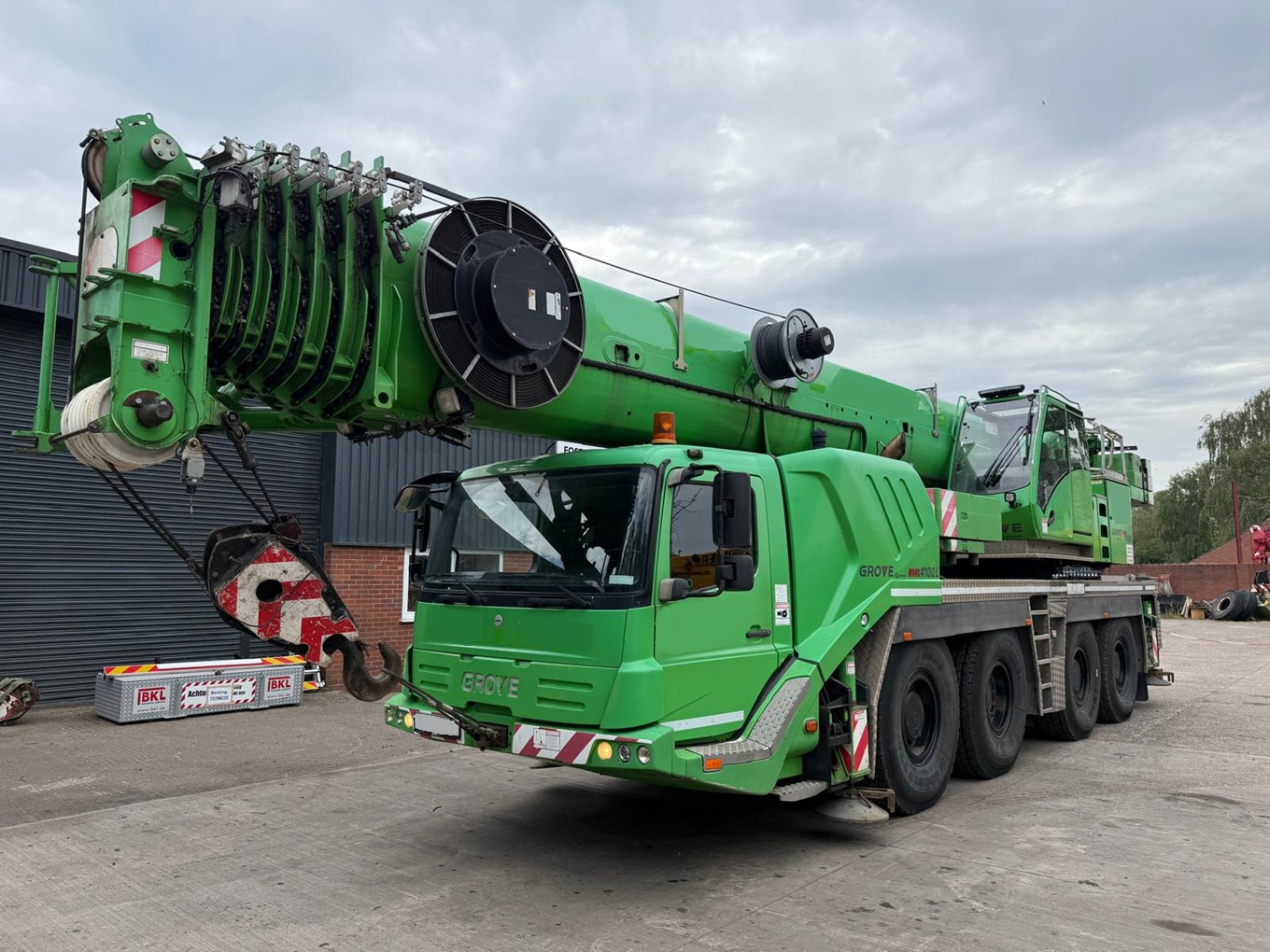 GROVE GMK4100L GROVE GMK4100L