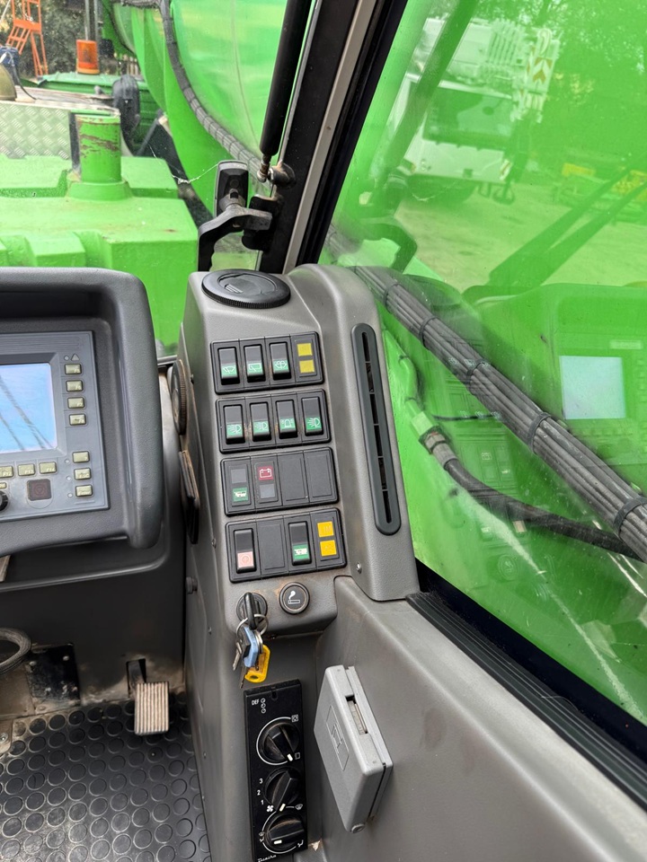 GROVE GMK4100L GROVE GMK4100L